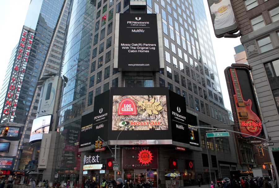 Mossy Oak & Log Cabin Homes Announcement Hits Times Square